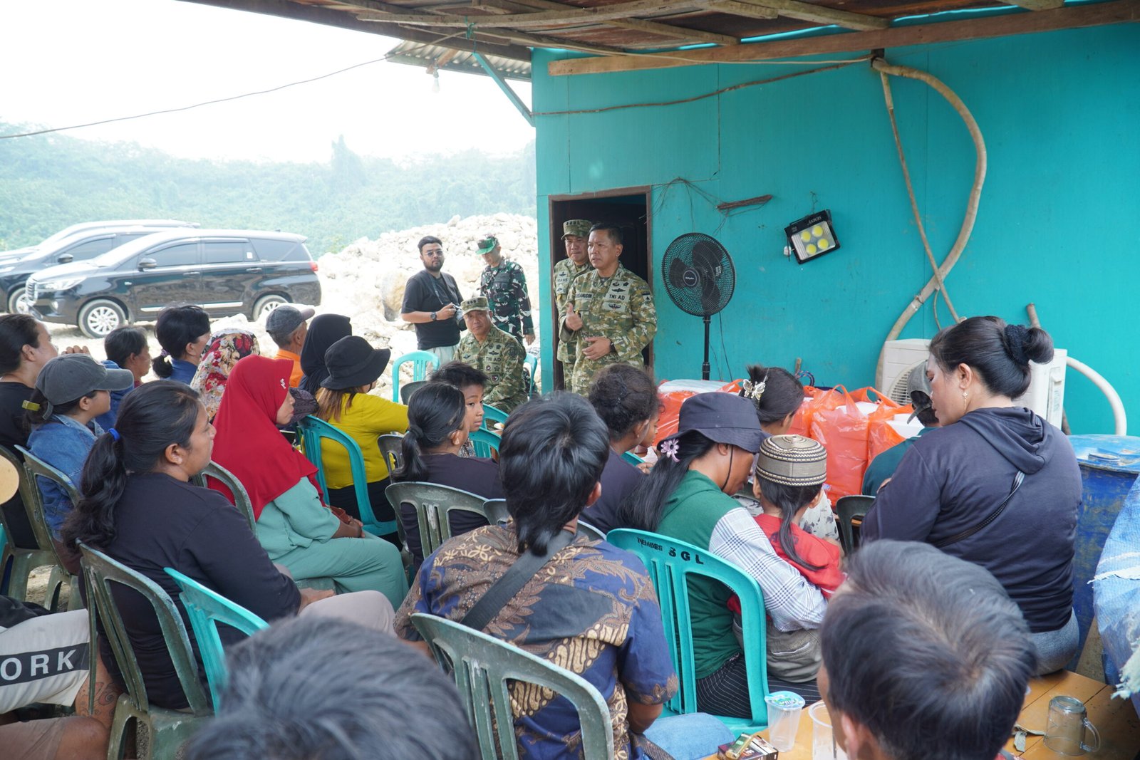 Cegah Karhutla, Tim Sesko TNI Edukasi Warga Sanggulan tentang Penanggulangan Kebakaran Hutan dan Lahan