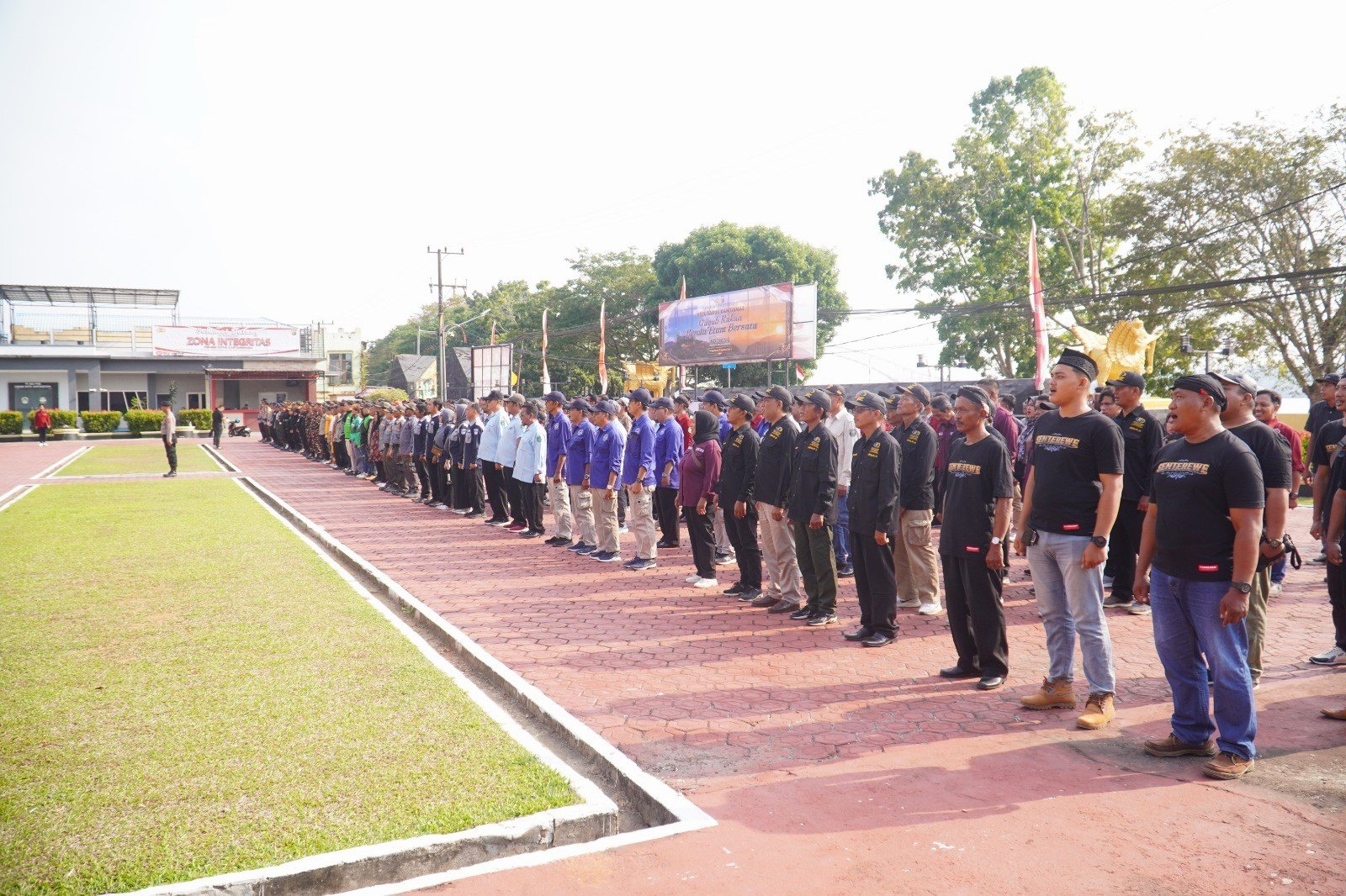 Tingkatkan Sinergitas dan Perkuat Keamanan Wilayah, Dandim 0906/Kkr Hadiri Apel Sabuk Kamtibmas Tingkatkan Sinergitas dan Perkuat Keamanan Wilayah, Dandim 0906/Kkr Hadiri Apel Sabuk Kamtibmas