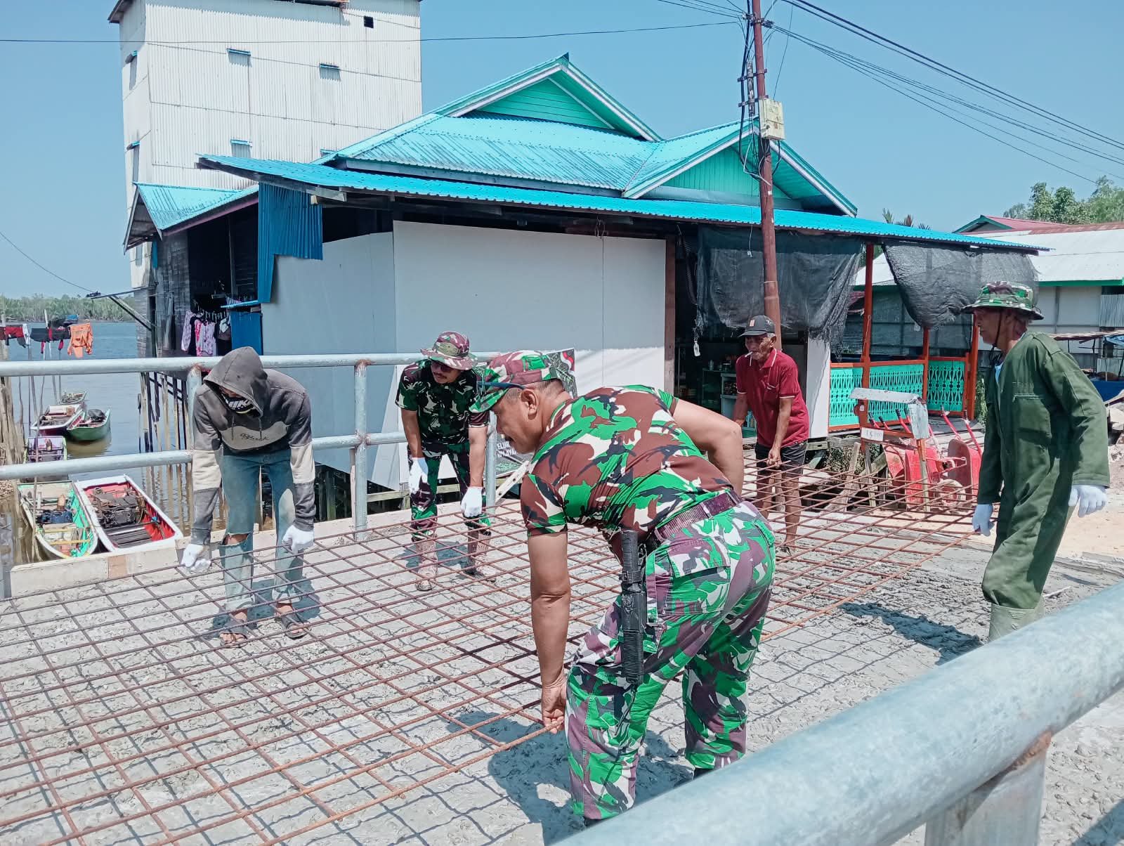 Jembatan Beton Merah Putih Di Kelurahan Muara Kembang Diharapkan Mampu Dongkrak Perekonomian Masyarakat Jembatan Beton Merah Putih Di Kelurahan Muara Kembang Diharapkan Mampu Dongkrak Perekonomian Masyarakat