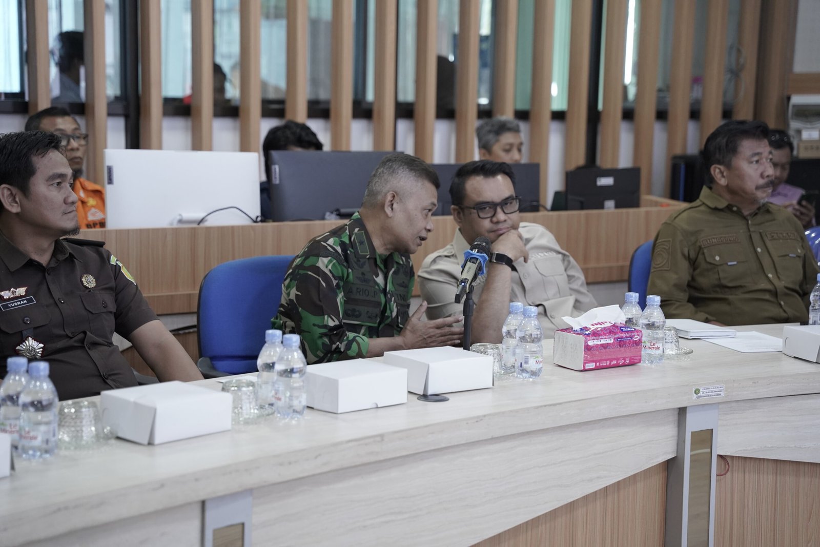 Perkuat Sinergi Penanganan Karhutla, Tim Sesko TNI Bersama Forkopimda Kukar Tatap Muka Virtual Bersama Camat Perkuat Sinergi Penanganan Karhutla, Tim Sesko TNI Bersama Forkopimda Kukar Tatap Muka Virtual Bersama Camat