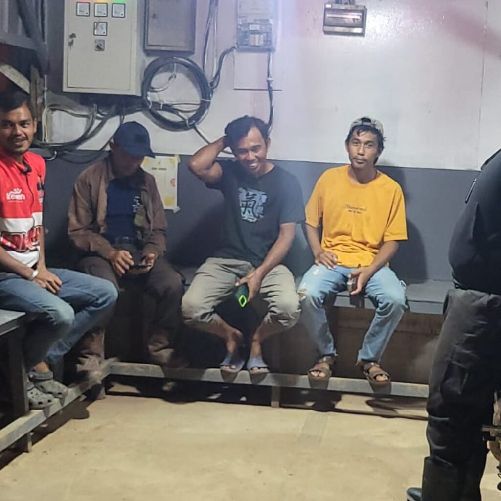 WhatsApp Image 2025-10-30 at 23.47.10 (1)